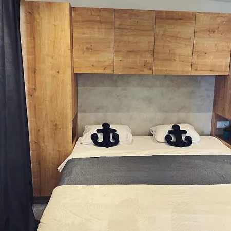 Camping Sea View Bluescape By Vellaris, Luxury Mobile Mali Lošinj