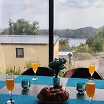 Sea View Bluescape By Vellaris, Luxury Mobile 캠프장