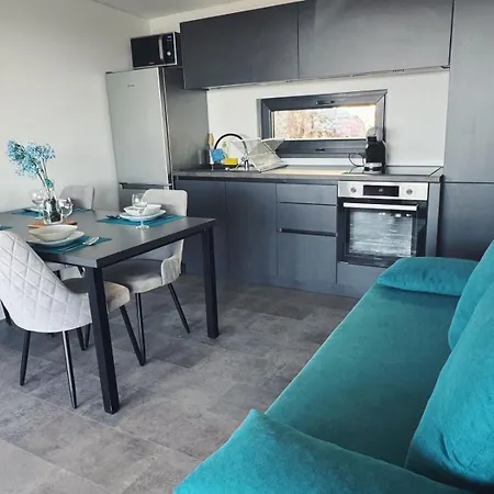 Campsite Sea View Bluescape By Vellaris, Luxury Mobile *