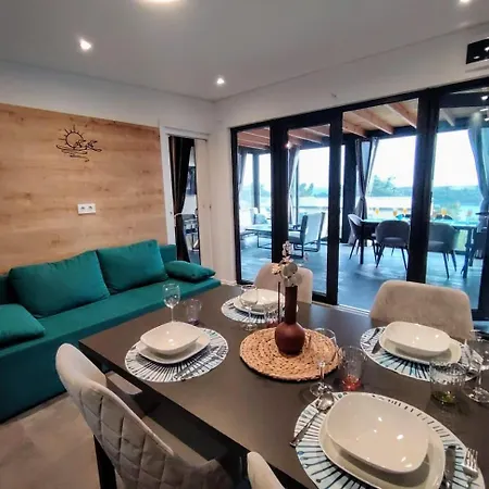 Sea View Bluescape By Vellaris, Luxury Mobile Campsite *