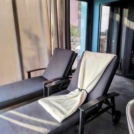 Sea View Bluescape By Vellaris, Luxury Mobile