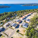 Camping Sea View Bluescape By Vellaris, Luxury Mobile Mali Lošinj