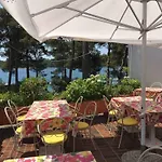 אתר קמפינג Sea View Bluescape By Vellaris, Luxury Mobile מאלי לוסיניי